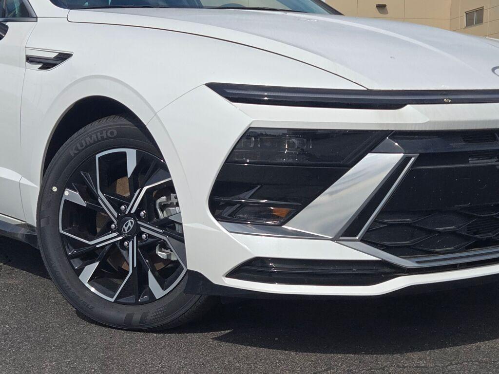 new 2025 Hyundai Sonata car, priced at $28,078