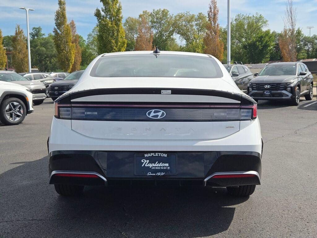 new 2025 Hyundai Sonata car, priced at $28,078