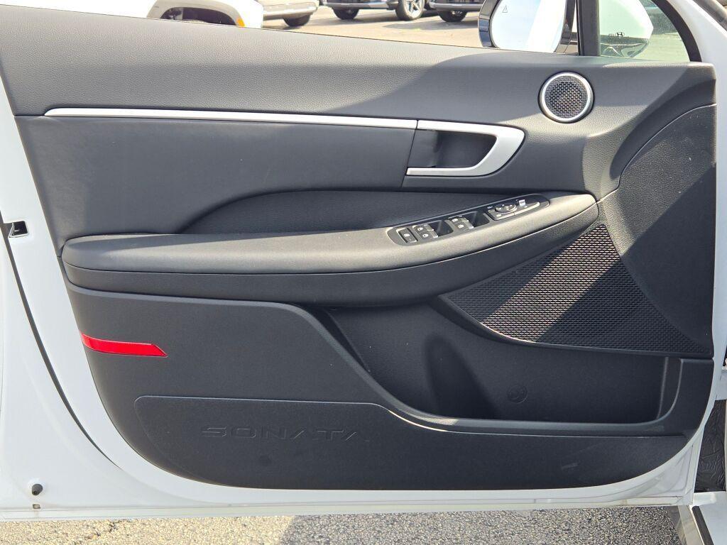 new 2025 Hyundai Sonata car, priced at $28,078