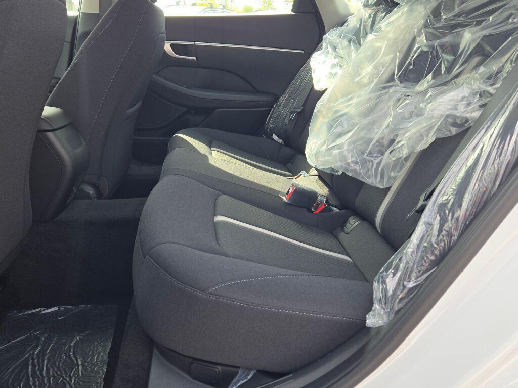 new 2025 Hyundai Sonata car, priced at $28,078