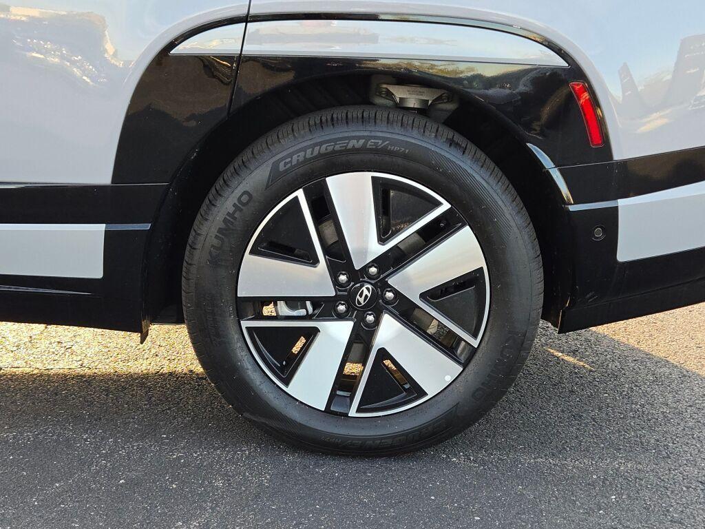 new 2026 Hyundai IONIQ 9 car, priced at $64,893