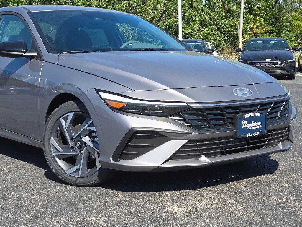 new 2025 Hyundai Elantra car, priced at $24,212