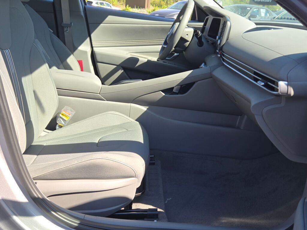 new 2025 Hyundai Elantra car, priced at $24,212
