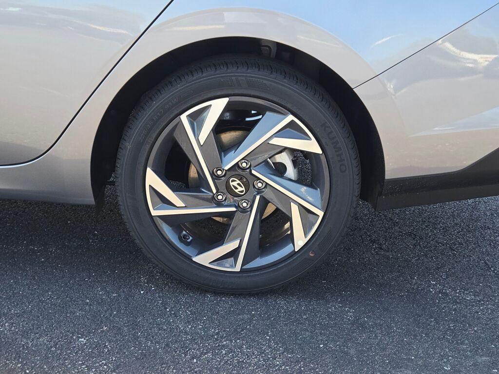 new 2025 Hyundai Elantra car, priced at $24,212