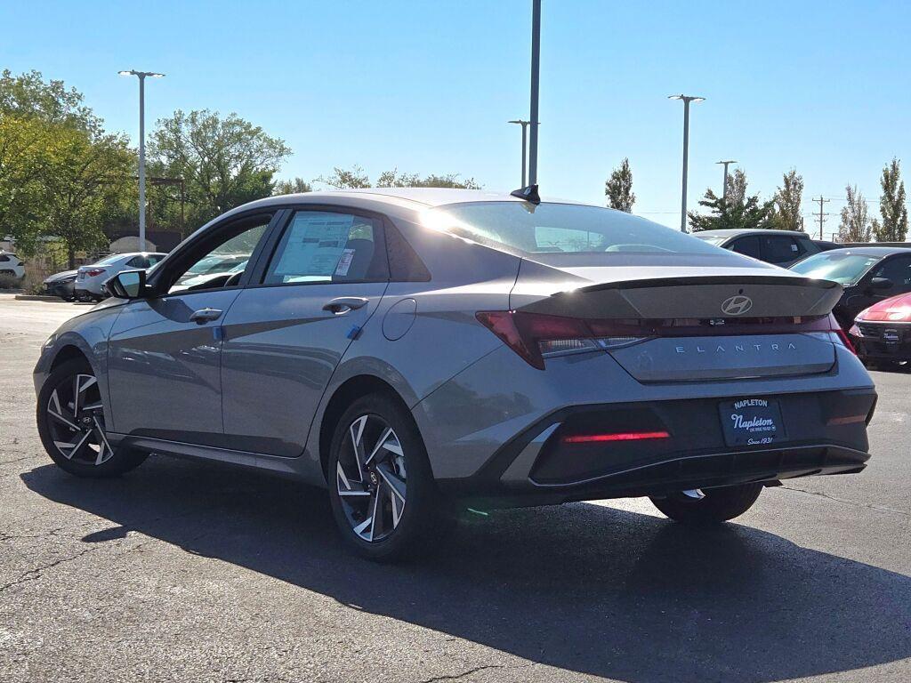 new 2025 Hyundai Elantra car, priced at $24,212
