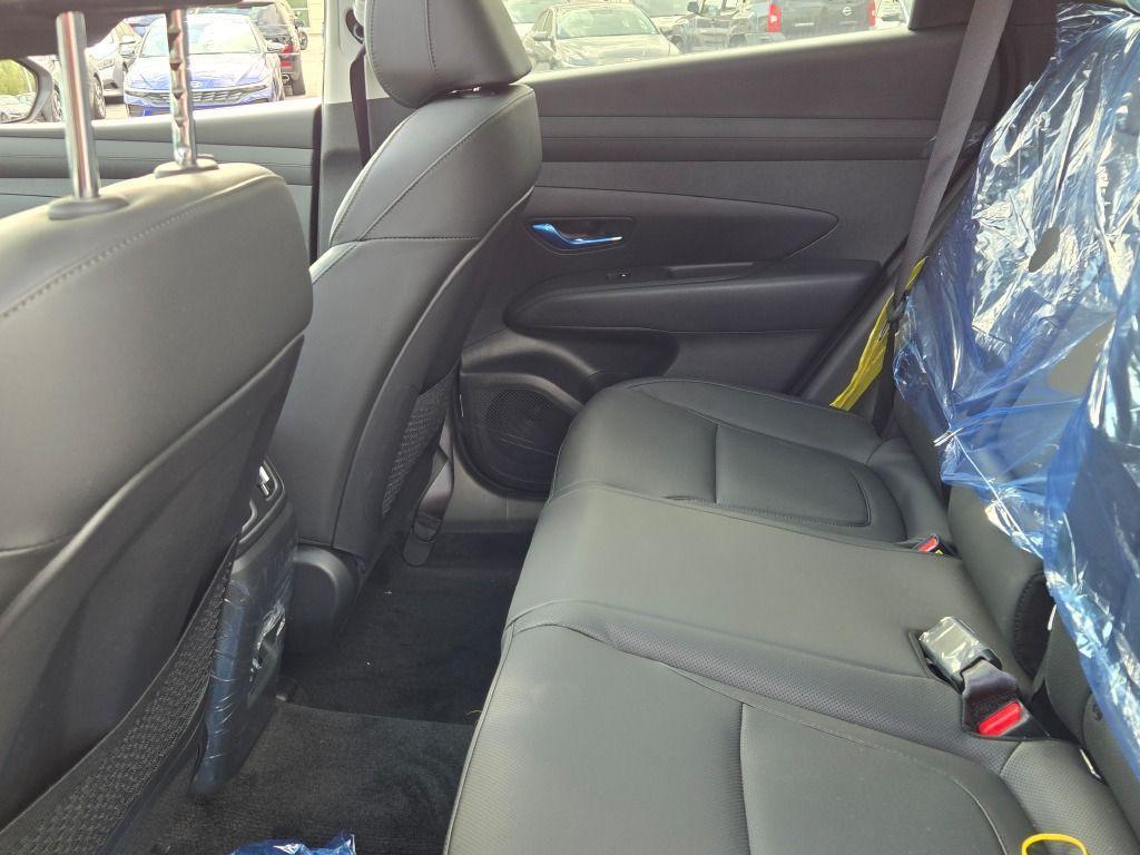 new 2025 Hyundai TUCSON Hybrid car, priced at $35,819