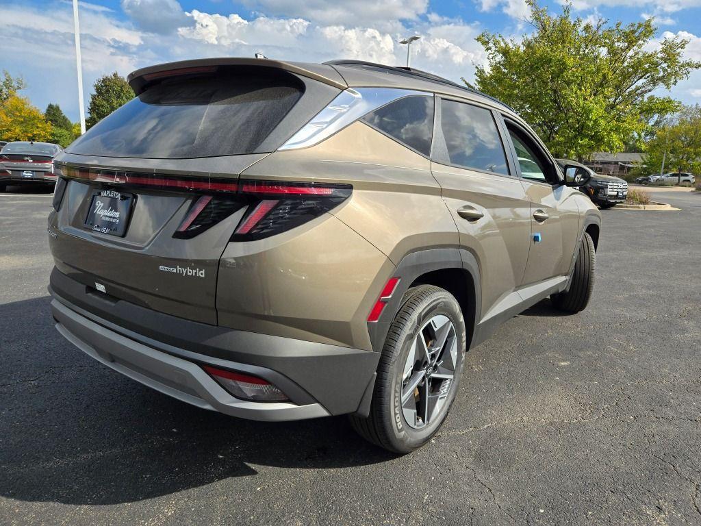 new 2025 Hyundai TUCSON Hybrid car, priced at $35,819
