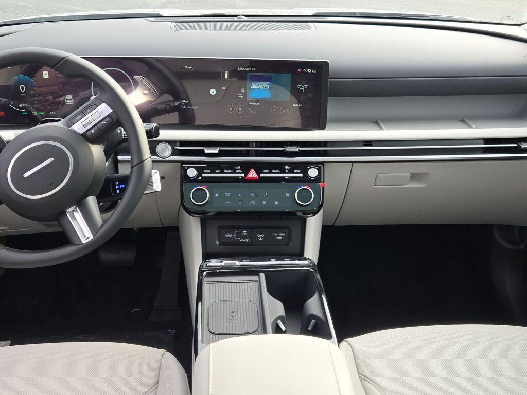 new 2025 Hyundai TUCSON Hybrid car, priced at $33,893