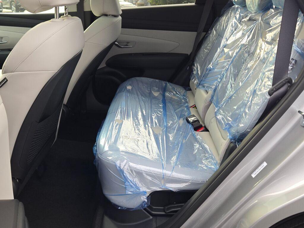 new 2025 Hyundai TUCSON Hybrid car, priced at $33,893