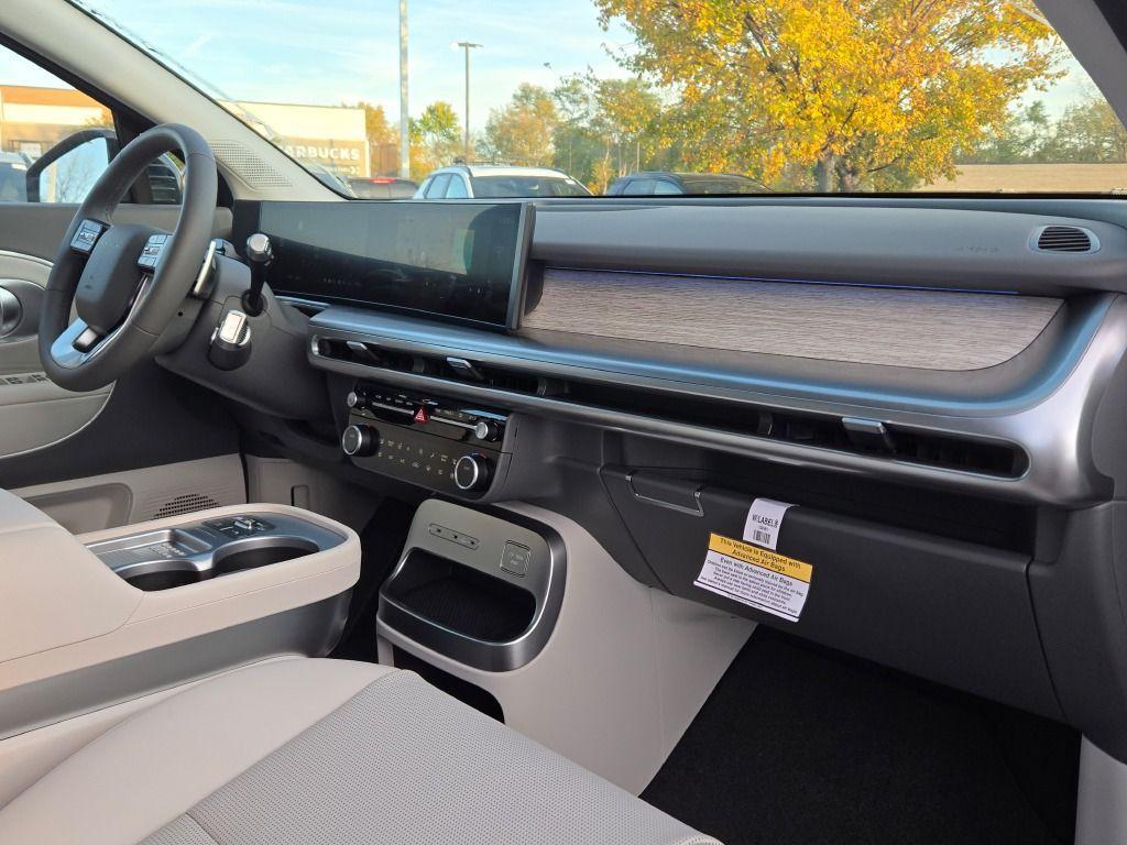 new 2026 Hyundai IONIQ 9 car, priced at $64,036