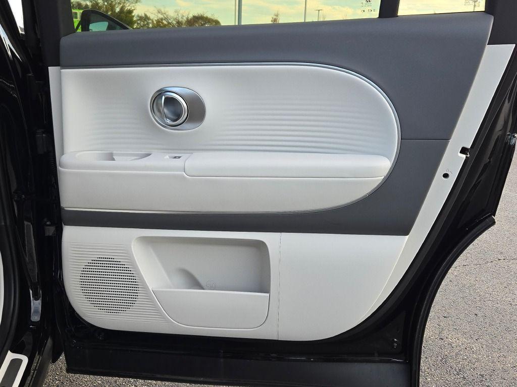 new 2026 Hyundai IONIQ 9 car, priced at $64,036