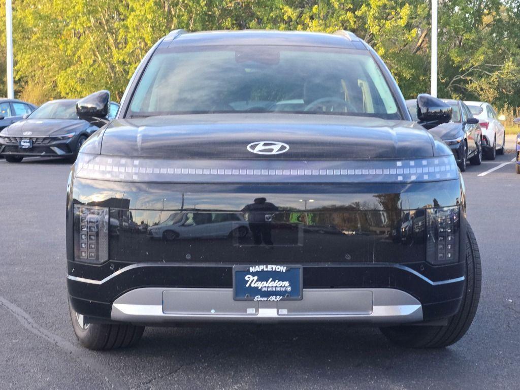 new 2026 Hyundai IONIQ 9 car, priced at $64,036