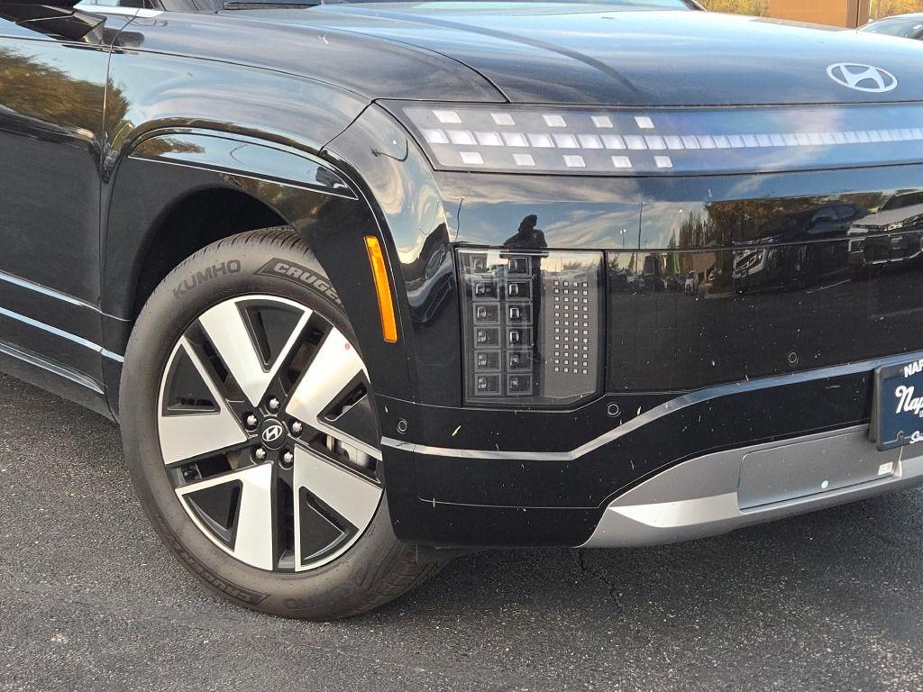 new 2026 Hyundai IONIQ 9 car, priced at $64,036