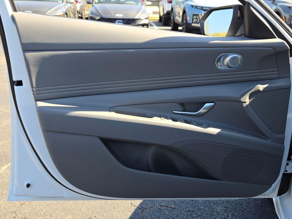 new 2025 Hyundai Elantra car, priced at $24,701