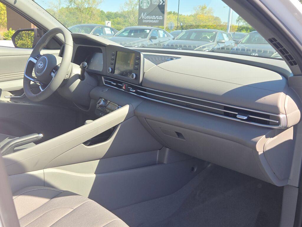 new 2025 Hyundai Elantra car, priced at $24,701