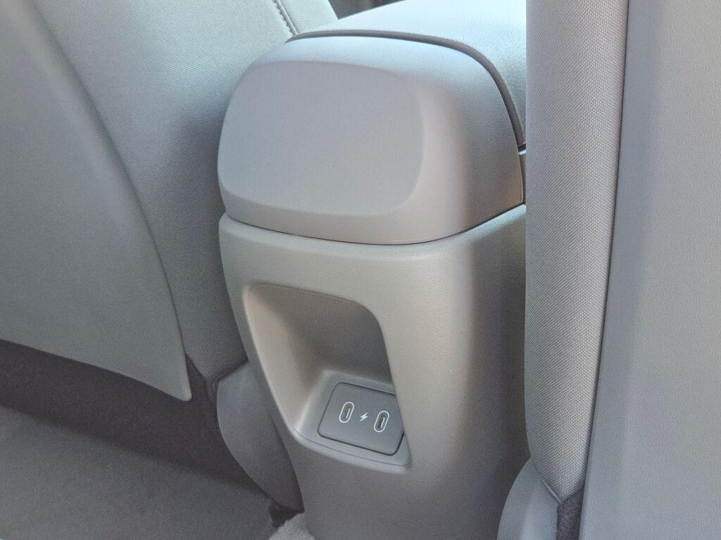 new 2025 Hyundai Elantra car, priced at $24,701