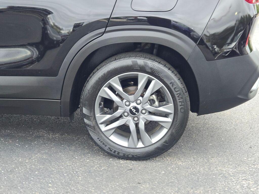 used 2023 Kia Seltos car, priced at $18,361