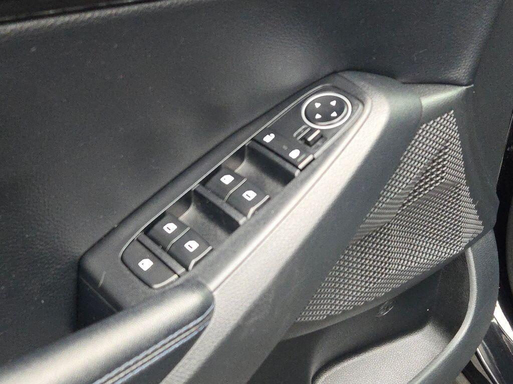 used 2023 Kia Seltos car, priced at $18,361