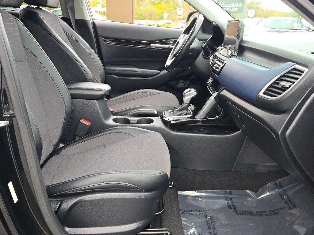 used 2023 Kia Seltos car, priced at $18,361