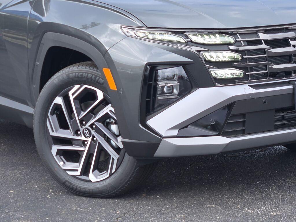 new 2025 Hyundai TUCSON Hybrid car, priced at $41,368