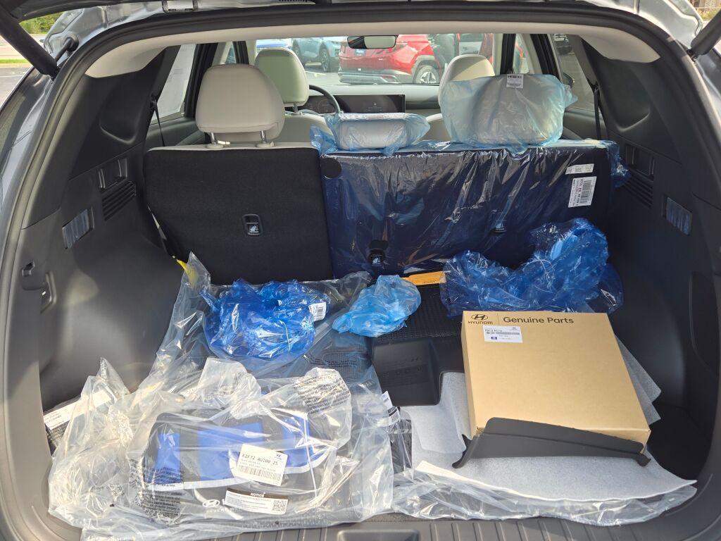 new 2025 Hyundai TUCSON Hybrid car, priced at $41,368