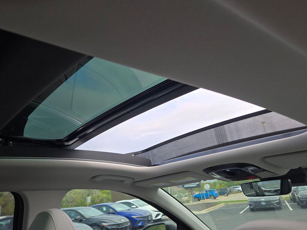 new 2025 Hyundai TUCSON Hybrid car, priced at $41,368