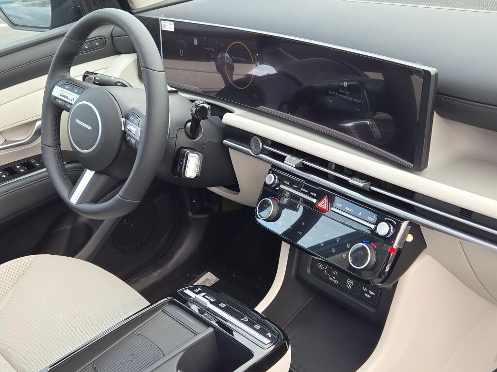 new 2025 Hyundai TUCSON Hybrid car, priced at $41,368