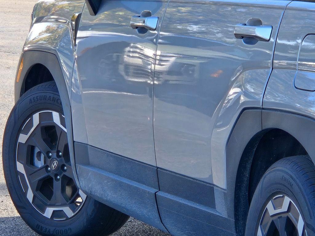 used 2025 Hyundai Santa Fe car, priced at $32,363
