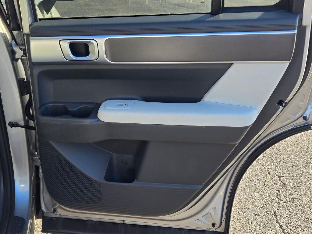 used 2025 Hyundai Santa Fe car, priced at $32,363