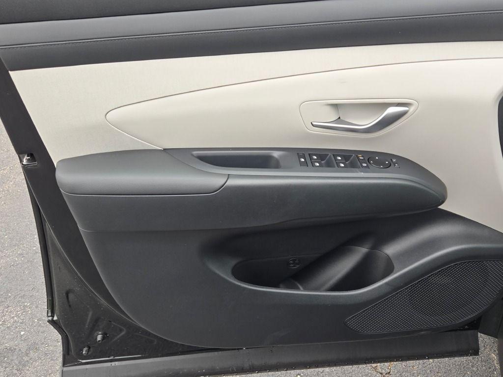 new 2026 Hyundai Tucson car, priced at $35,781