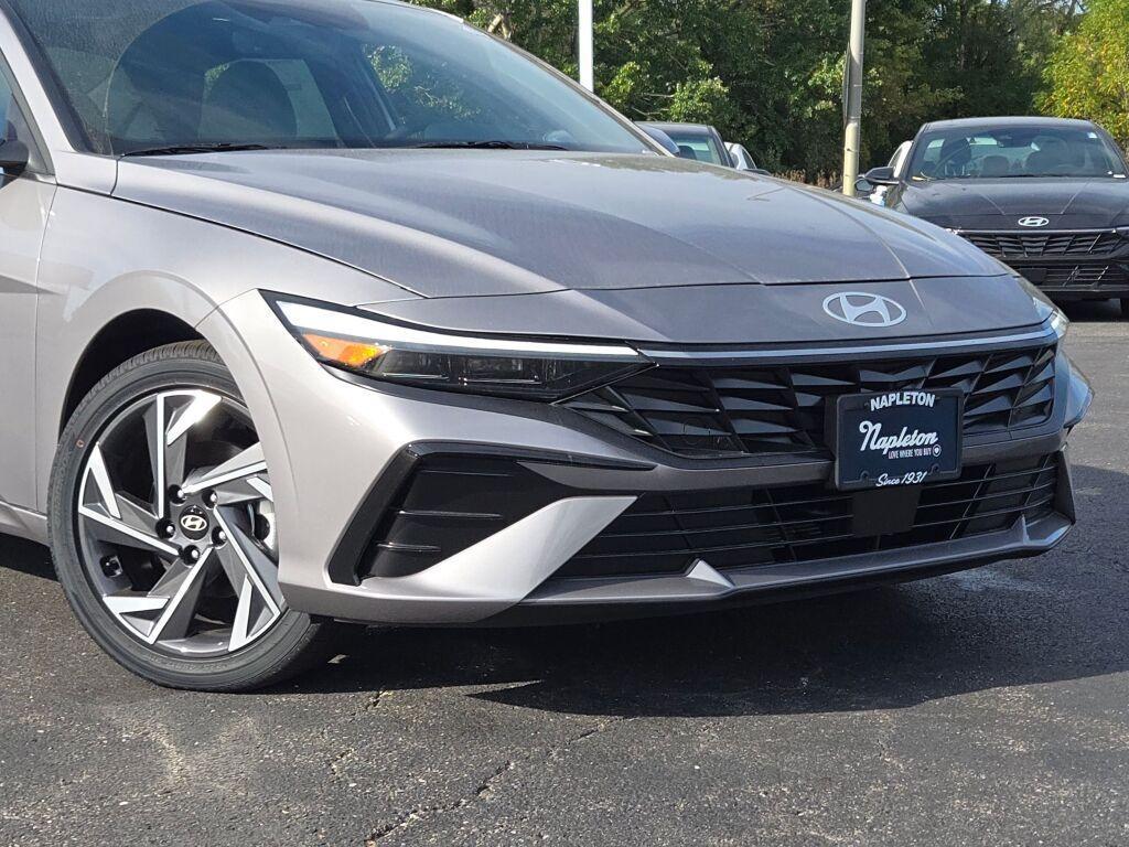 new 2025 Hyundai ELANTRA HEV car, priced at $28,945