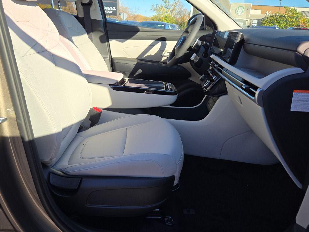 new 2026 Hyundai TUCSON Hybrid car, priced at $34,877