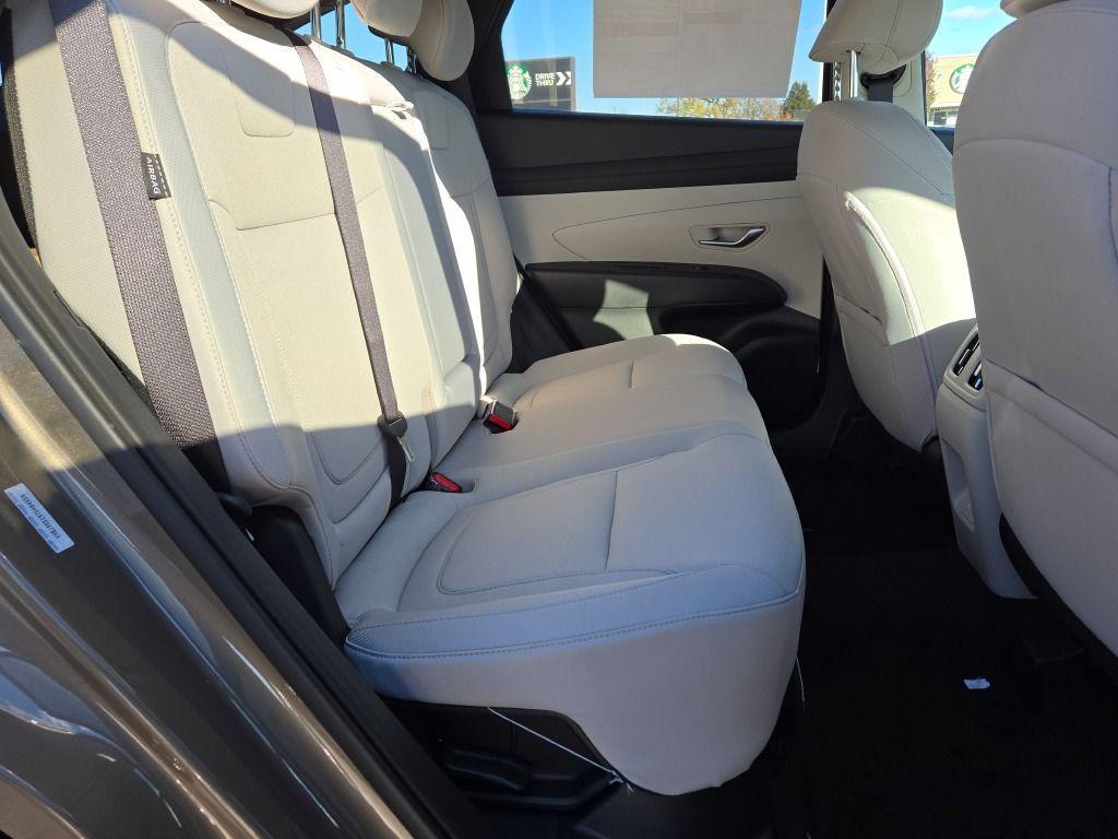 new 2026 Hyundai TUCSON Hybrid car, priced at $34,877