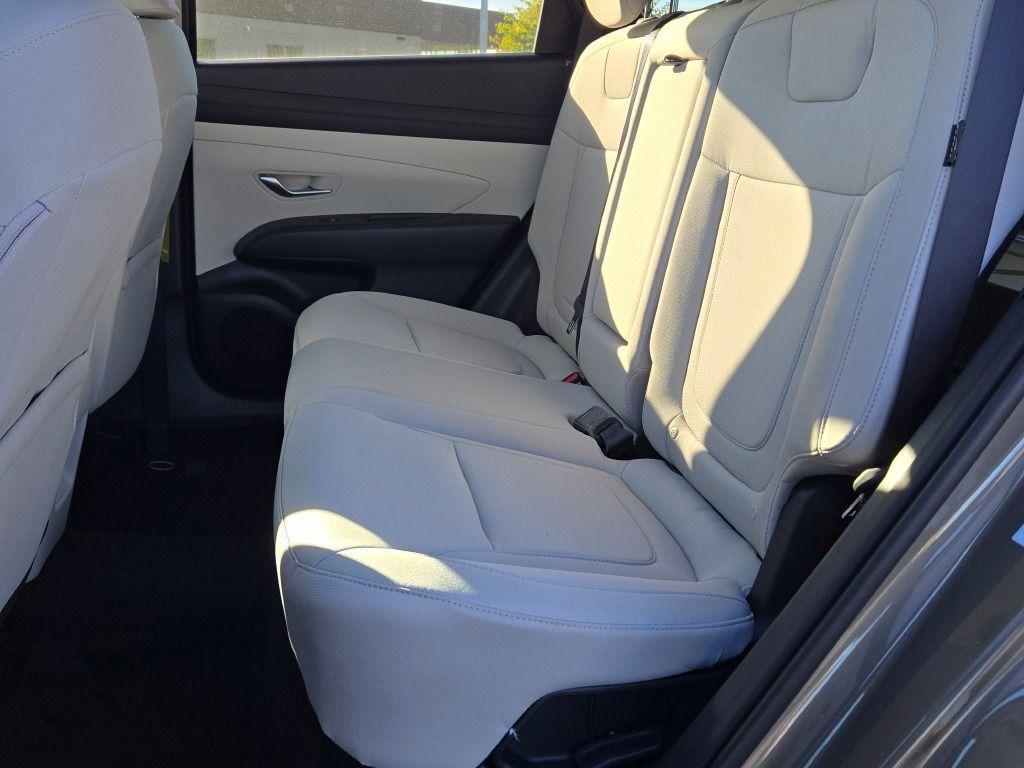 new 2026 Hyundai TUCSON Hybrid car, priced at $34,877