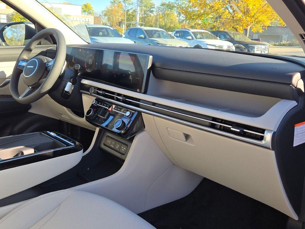 new 2026 Hyundai TUCSON Hybrid car, priced at $34,877