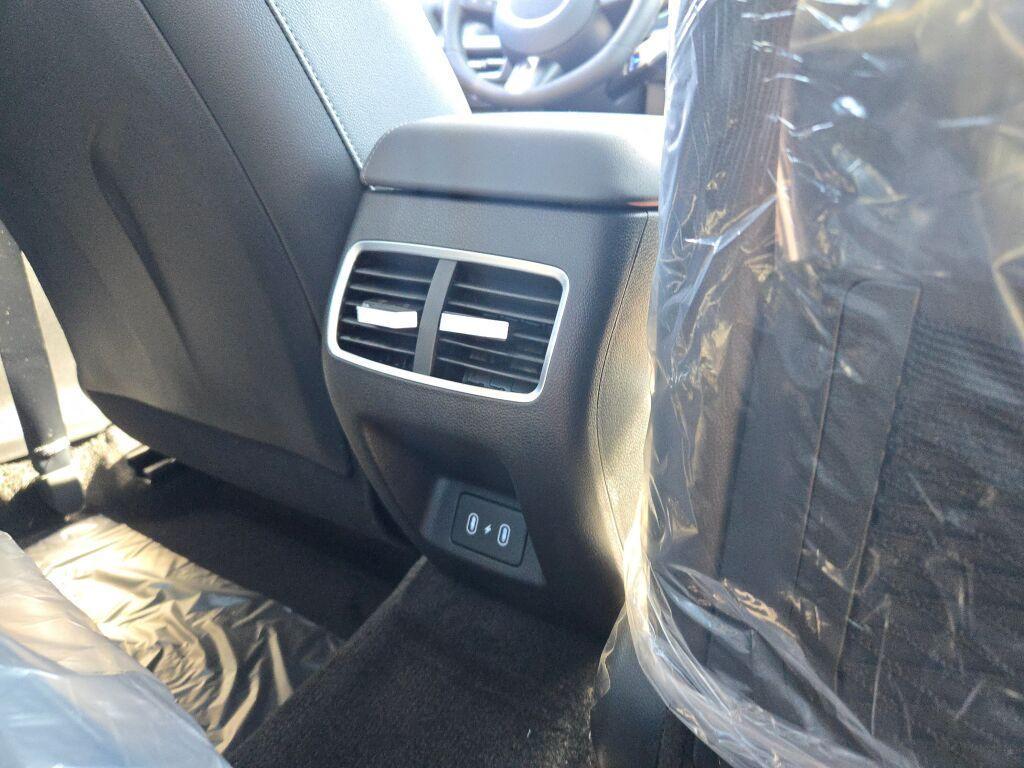 new 2025 Hyundai Sonata Hybrid car, priced at $35,439