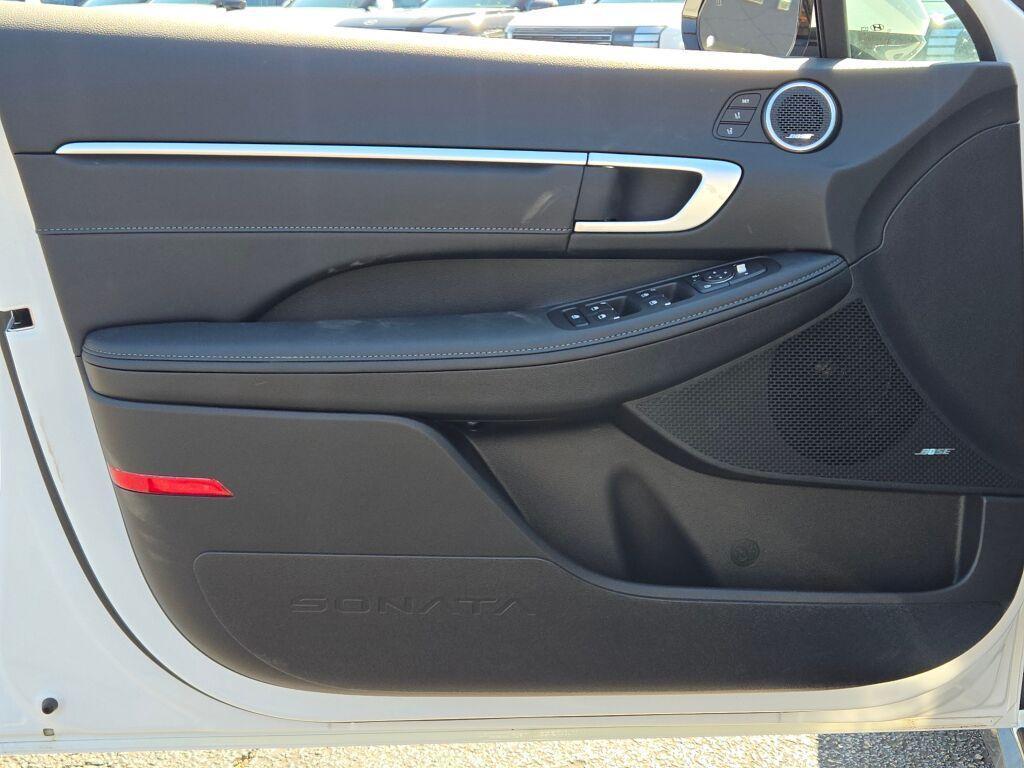 new 2025 Hyundai Sonata Hybrid car, priced at $35,439