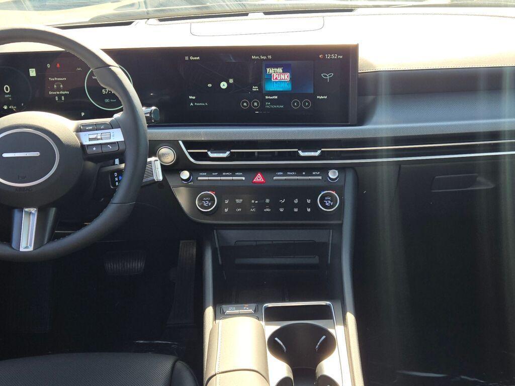 new 2025 Hyundai Sonata Hybrid car, priced at $35,439