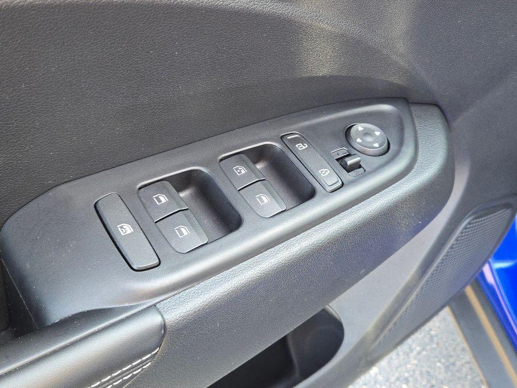 used 2024 Hyundai Venue car, priced at $20,368