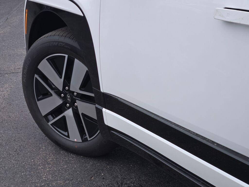 new 2026 Hyundai IONIQ 9 car, priced at $64,475