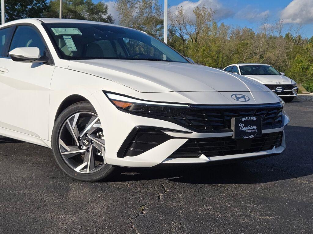 new 2025 Hyundai Elantra car, priced at $27,640