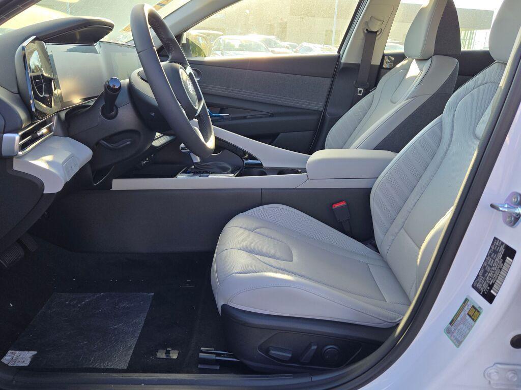 new 2025 Hyundai Elantra car, priced at $27,640