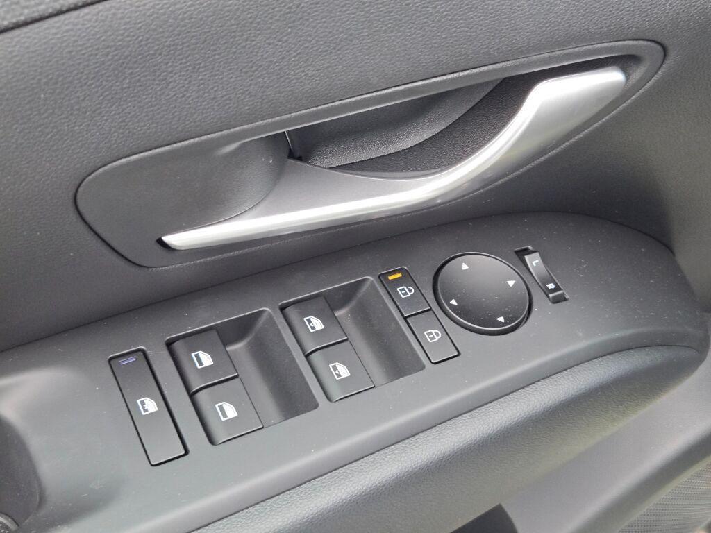 new 2025 Hyundai TUCSON Hybrid car, priced at $36,483