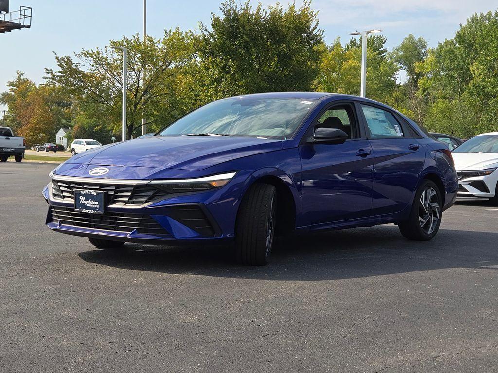 new 2025 Hyundai ELANTRA HEV car, priced at $28,710