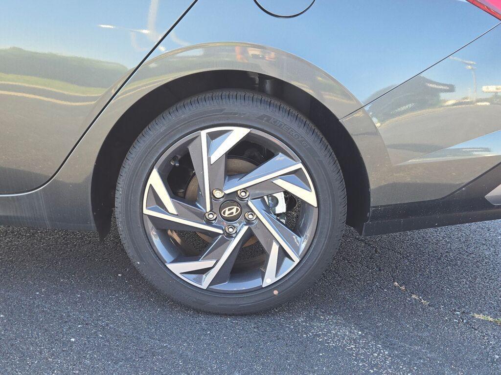 new 2025 Hyundai ELANTRA HEV car, priced at $28,891