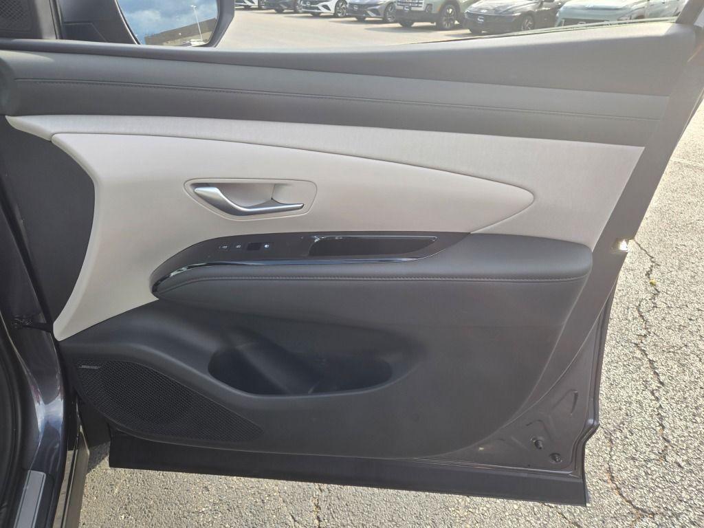 new 2025 Hyundai TUCSON Hybrid car, priced at $41,353