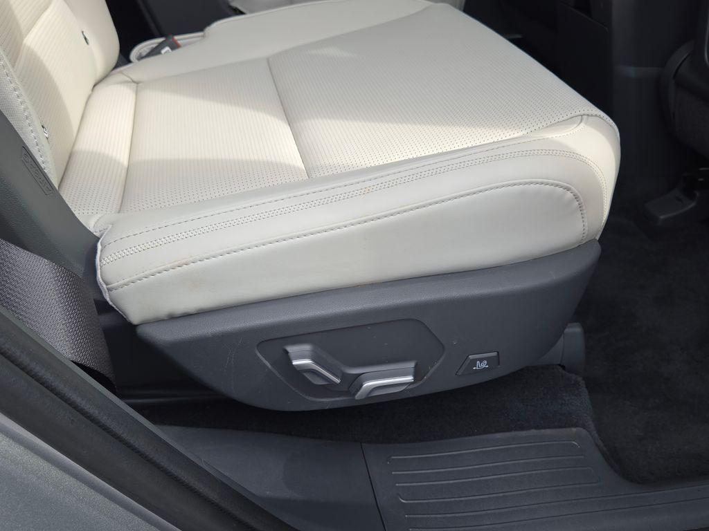 used 2024 Hyundai Santa Fe car, priced at $38,363