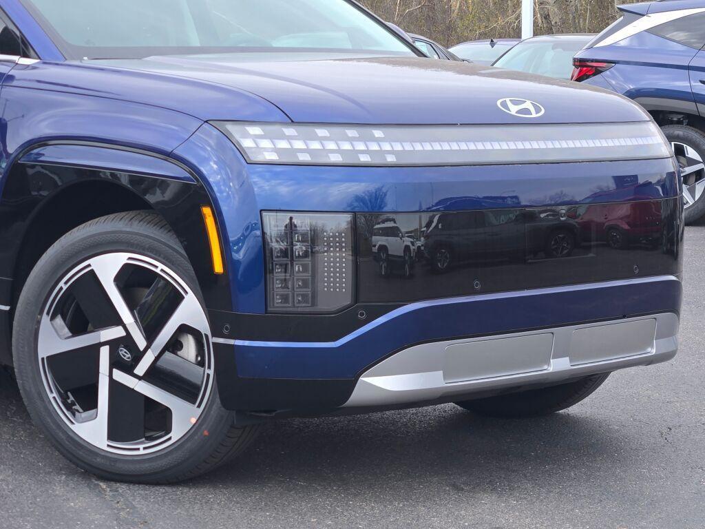 new 2026 Hyundai IONIQ 9 car, priced at $68,533