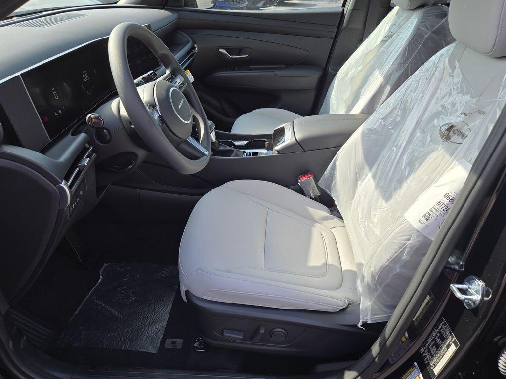 used 2025 Hyundai SANTA CRUZ car, priced at $37,686