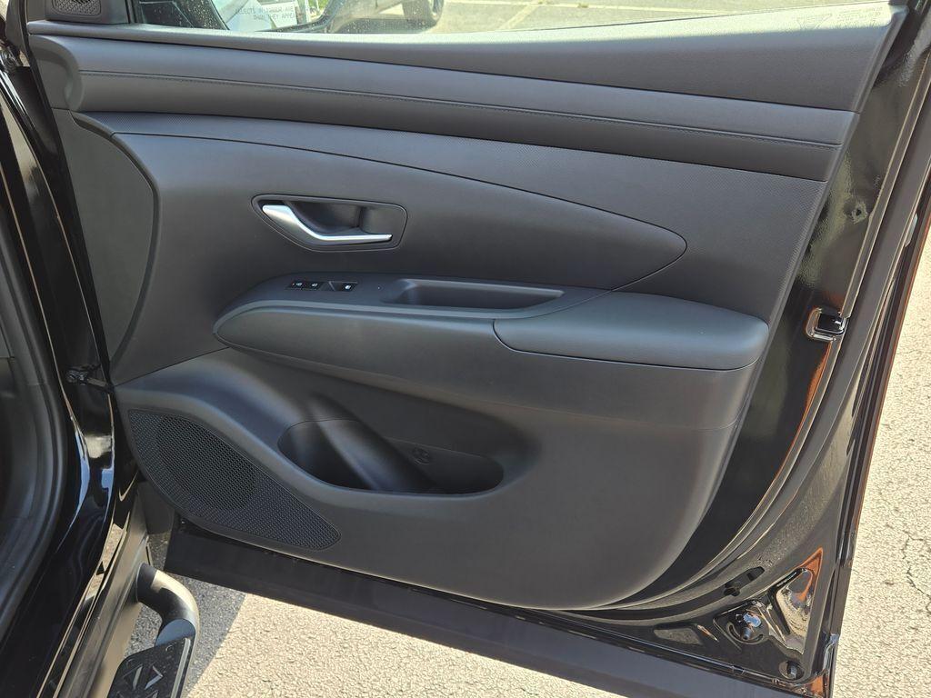 used 2025 Hyundai SANTA CRUZ car, priced at $37,686